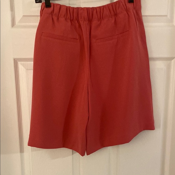 LOFT Women's Coral Shorts - Picture 6 of 6